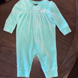 Under Armour velour 3-6 mo